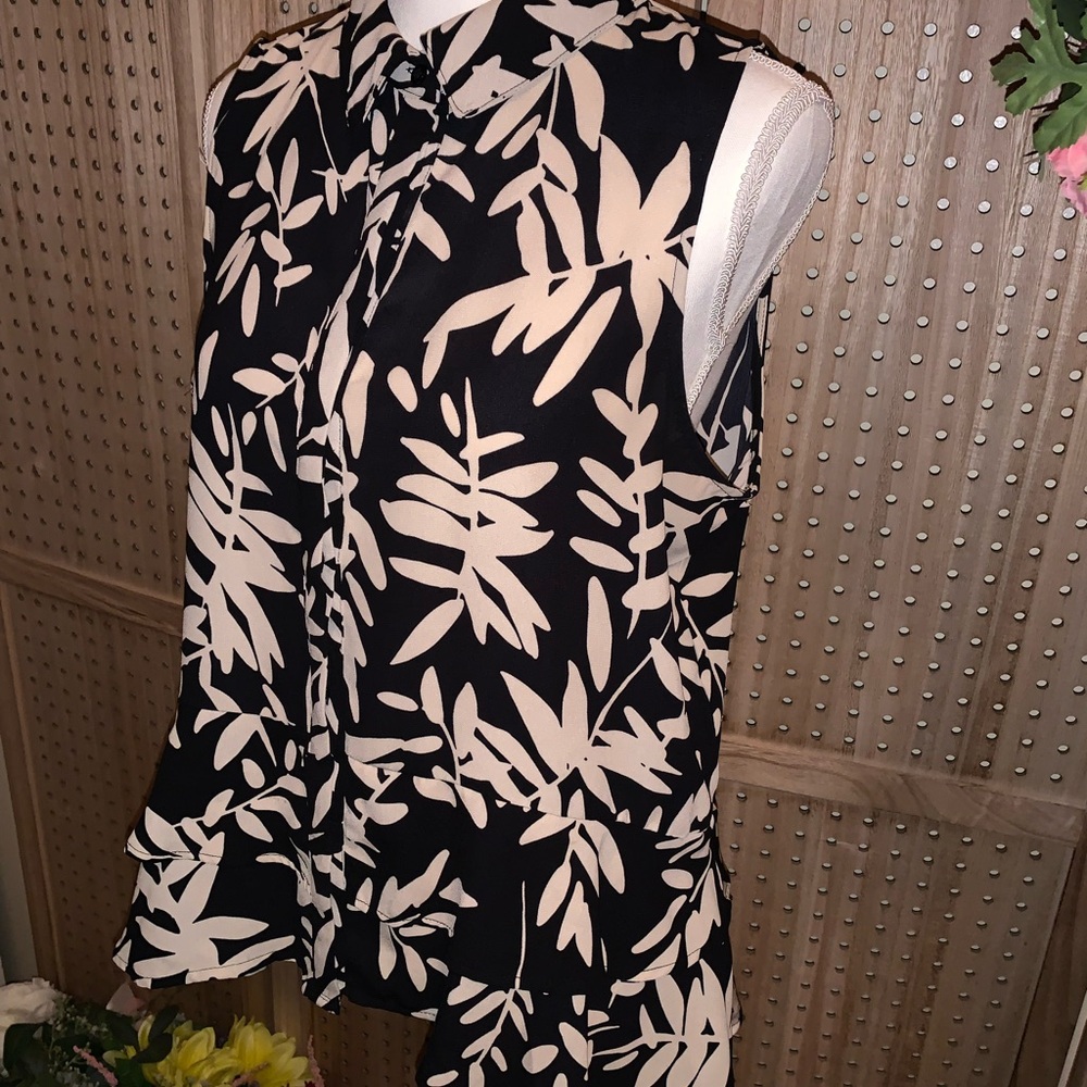 Simply Vera Wang Blouse
